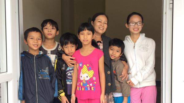 Famille de Mère Nga au Village d’Enfants SOS de Huê